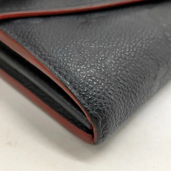 Louis Vuitton Black Leather Wallet Sleek Design - Picture 9 of 10